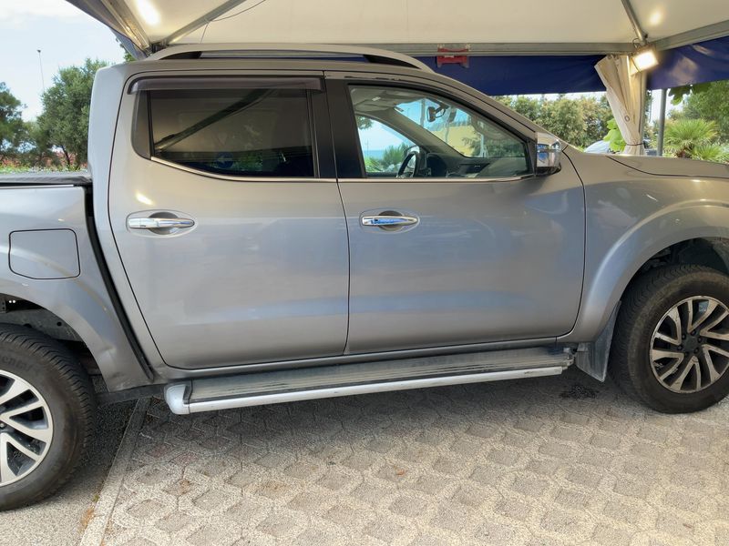 Nissan Navara Pick-up 2.3 dCi Trek Double Cab 4x4 — zdjęcie 7