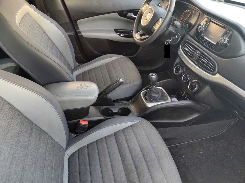 Fiat Tipo 1.3 M-Jet Lounge 2017 – снимка 10