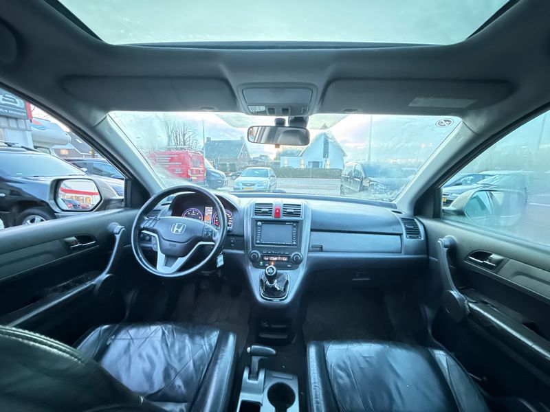 Honda CR-V 2.2 CTDI Executive — zdjęcie 11