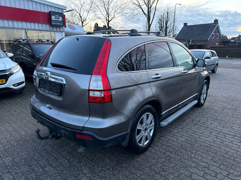 Honda CR-V 2.2 CTDI Executive — zdjęcie 5