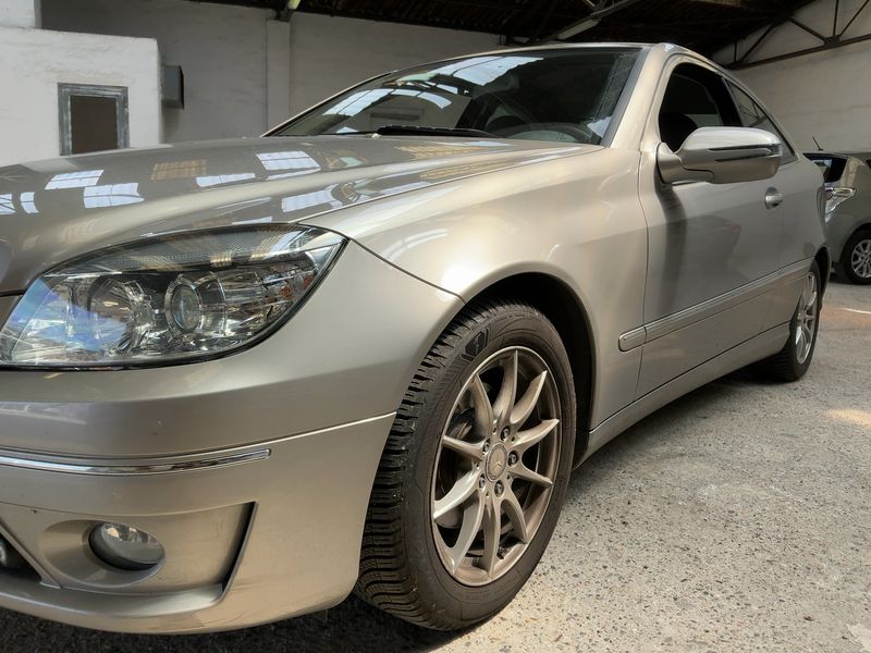 Mercedes-Benz CLC-Klasse CLC 180 Kompressor — zdjęcie 2