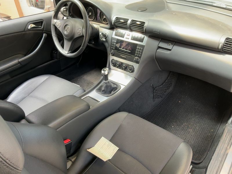 Mercedes-Benz CLC-Klasse CLC 180 Kompressor — zdjęcie 12
