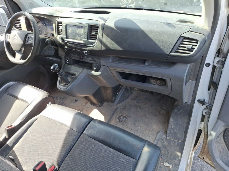 Citroen Jumpy 2.0 Blue-HDi Business M — zdjęcie 11