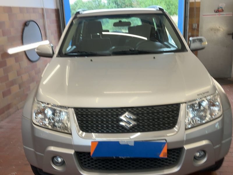 Suzuki Grand Vitara 2.4 VVT Club — zdjęcie 9