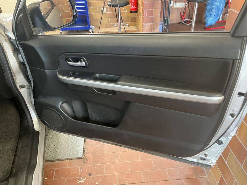 Suzuki Grand Vitara 2.4 VVT Club 2009 – снимка 31