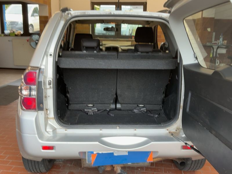 Suzuki Grand Vitara 2.4 VVT Club — zdjęcie 10