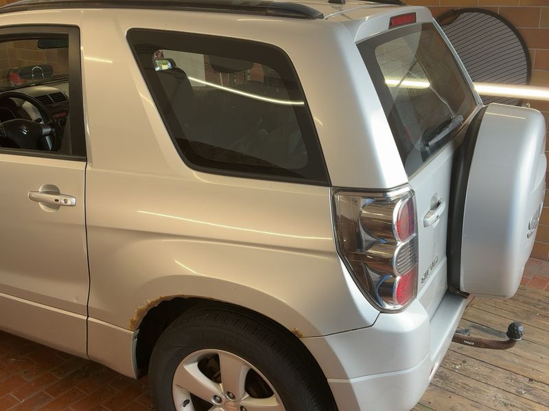 Suzuki Grand Vitara 2.4 VVT Club — zdjęcie 3