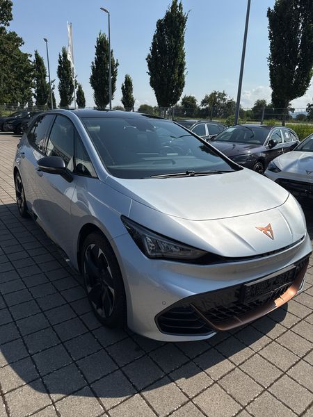 Cupra Born electric drive 170 kW — zdjęcie 6
