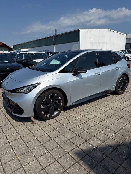 Cupra Born electric drive 170 kW — zdjęcie 2