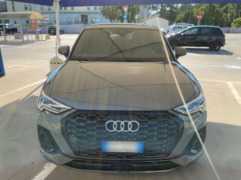 Audi Q3 Sportback 35 TFSI Mild-Hybrid S line — zdjęcie 9