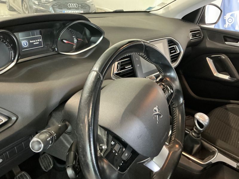 Peugeot 308 1.5 Blue-HDi Active Business 2018 – снимка 22