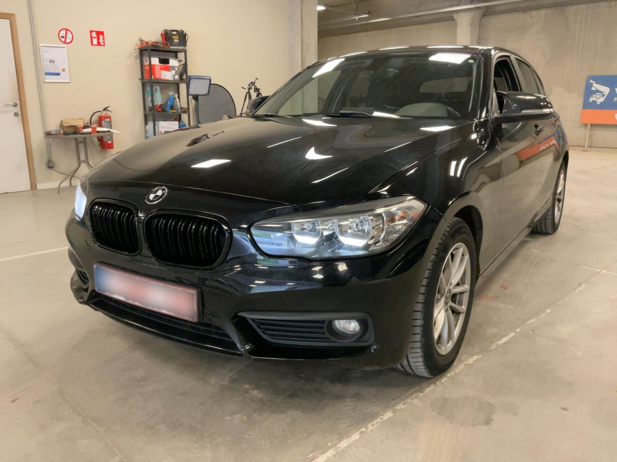 BMW 1er 2015 — photo 1
