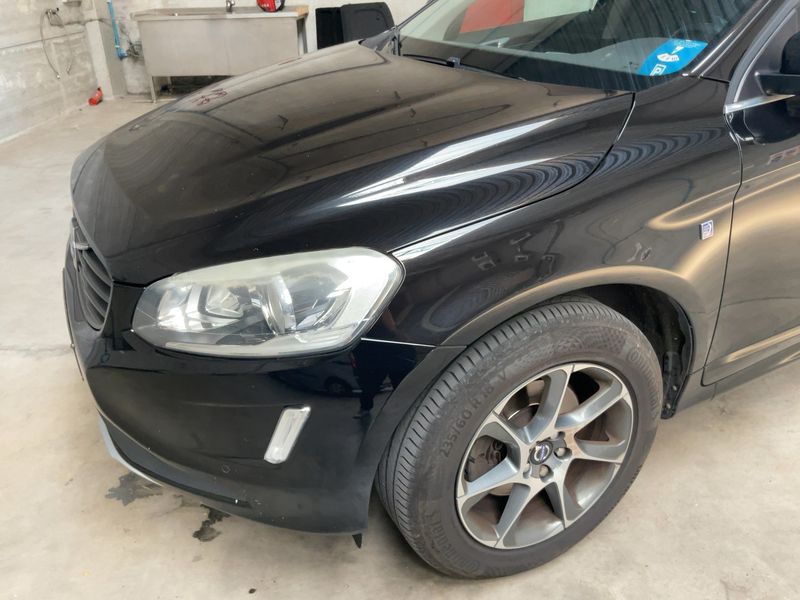 Volvo XC60 2.0 D3 Ocean Race 2WD — zdjęcie 2