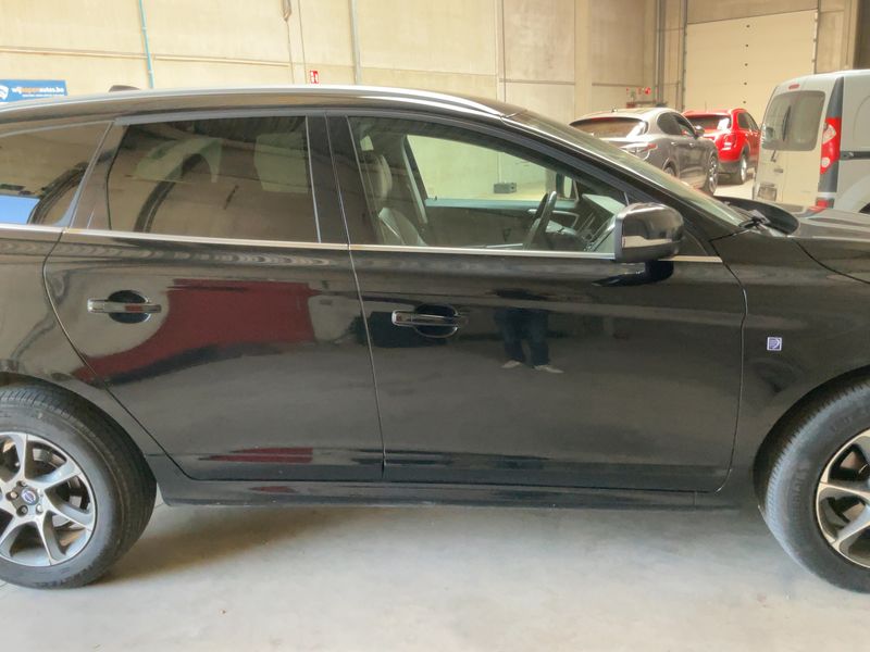Volvo XC60 2.0 D3 Ocean Race 2WD — zdjęcie 7