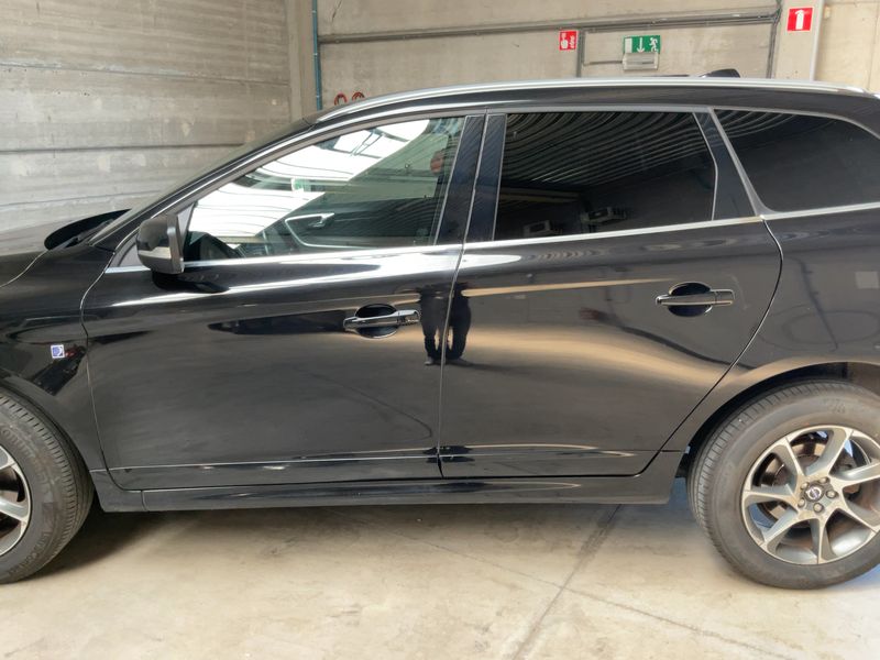 Volvo XC60 2.0 D3 Ocean Race 2WD — zdjęcie 4