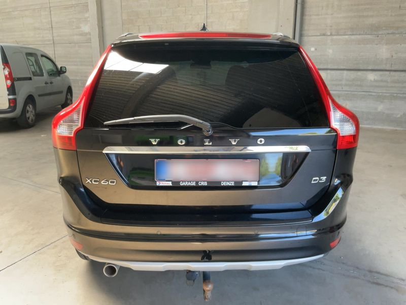 Volvo XC60 2.0 D3 Ocean Race 2WD — zdjęcie 5