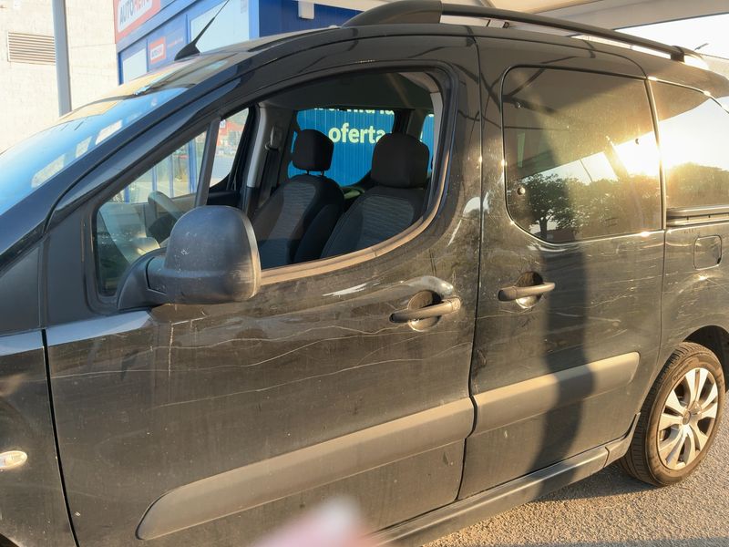 Citroen Berlingo 1.2 e-THP 20 Aniversario Edition 2017 – снимка 4