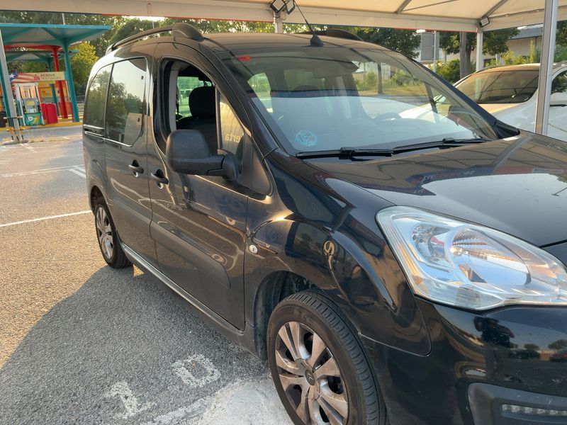 Citroen Berlingo 1.2 e-THP 20 Aniversario Edition 2017 – снимка 12