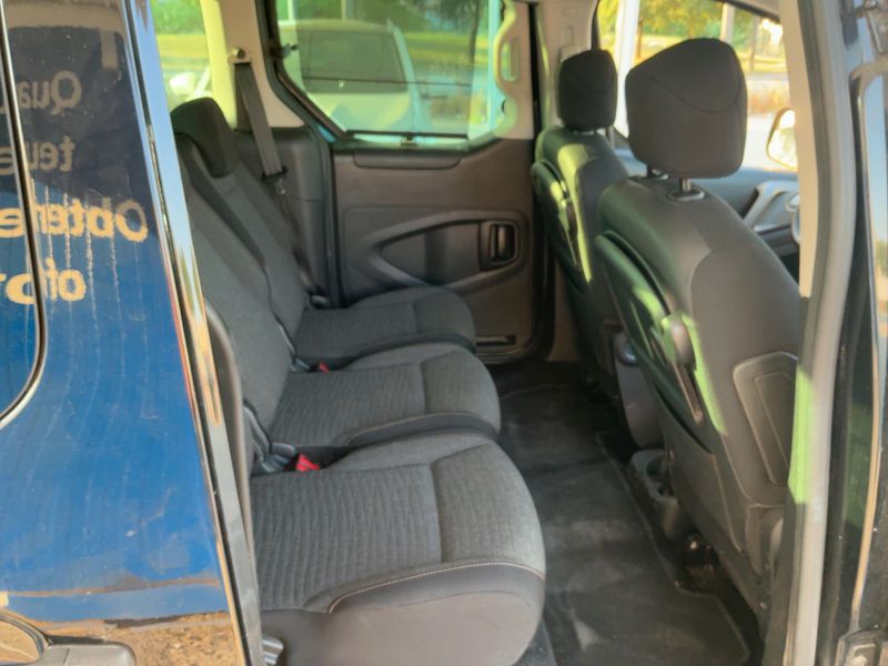 Citroen Berlingo 1.2 e-THP 20 Aniversario Edition 2017 – снимка 19