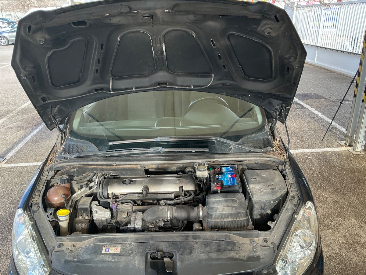 Peugeot 307 2005 — photo 9
