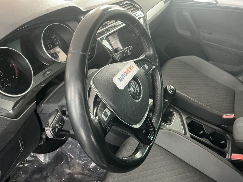 Volkswagen Tiguan 1.6 TDI Business BlueMotion Tech 2018 – снимка 26