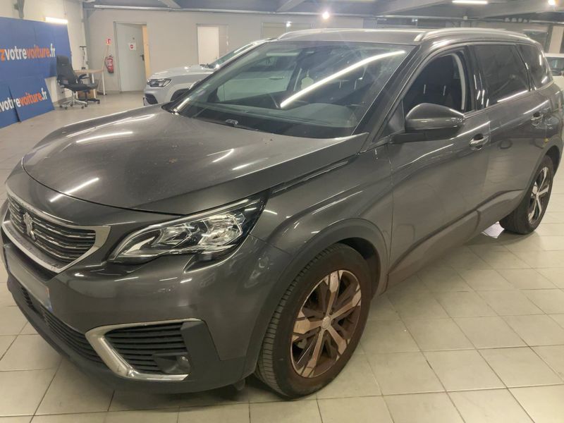 Peugeot 5008 1.2 PureTech Active — zdjęcie 2