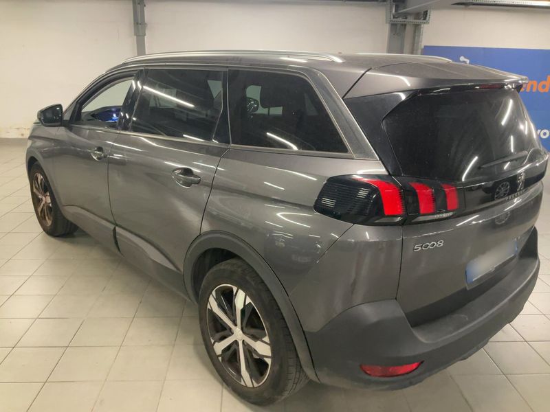 Peugeot 5008 1.2 PureTech Active — zdjęcie 3