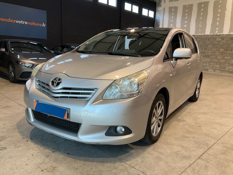 Toyota Verso 2.0 D-4D SkyView Edition