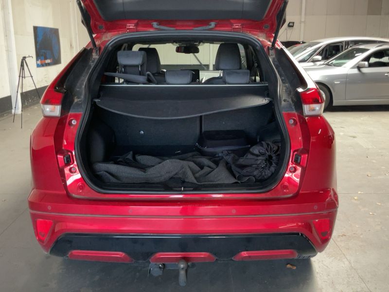 Mitsubishi Eclipse Cross 2.4 Plug-in Hybrid Intense — zdjęcie 10