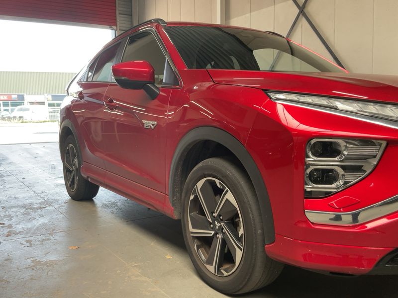 Mitsubishi Eclipse Cross 2.4 Plug-in Hybrid Intense — zdjęcie 8
