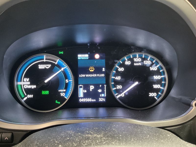 Mitsubishi Eclipse Cross 2.4 Plug-in Hybrid Intense — zdjęcie 13