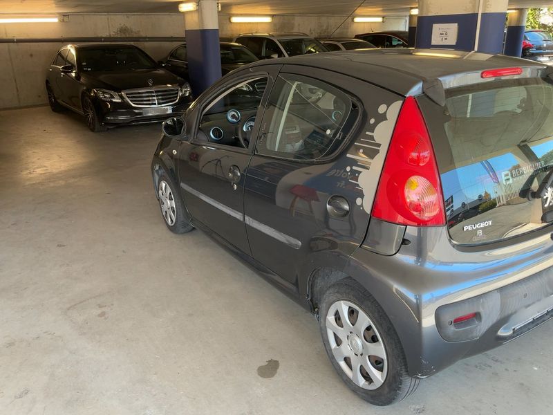 Peugeot 107 1.0 Urban Move — zdjęcie 3