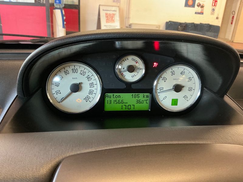 Lancia Ypsilon 1.3 JTD Multijet Oro DFN — zdjęcie 4