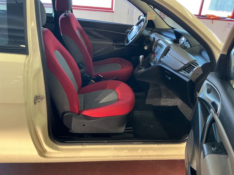 Lancia Ypsilon 1.3 JTD Multijet Oro DFN — zdjęcie 3