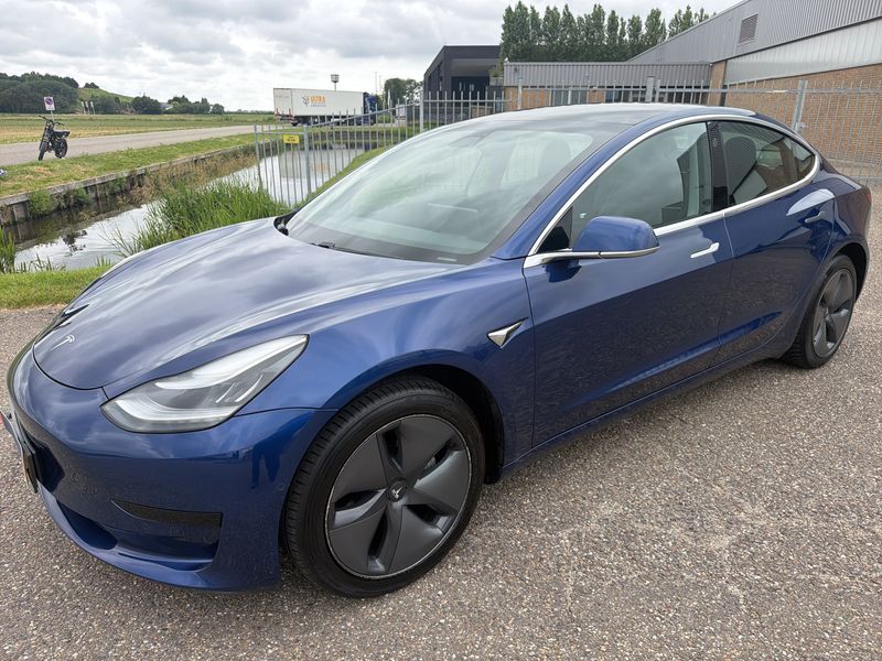 Tesla Model 3 Standard Range Plus