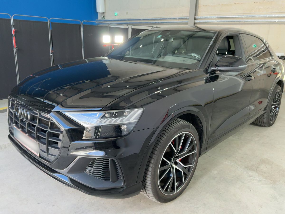 Audi Q8 2021