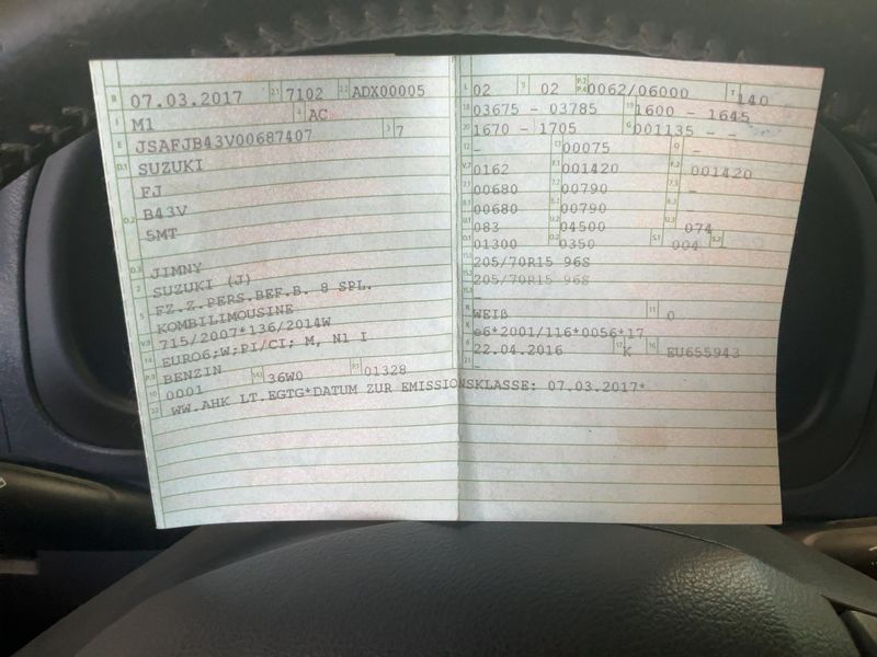 Suzuki Jimny 1.3 Comfort — zdjęcie 15