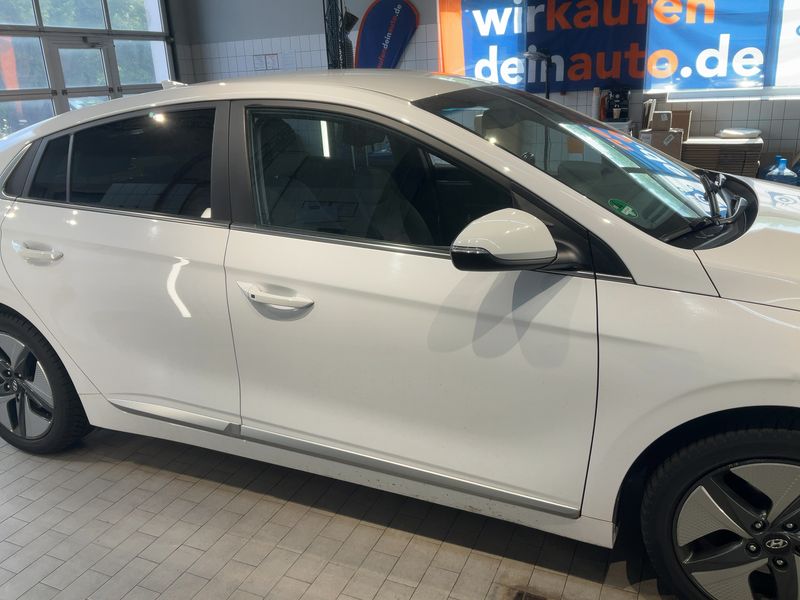 Hyundai IONIQ 1.6 Hybrid Style — zdjęcie 7