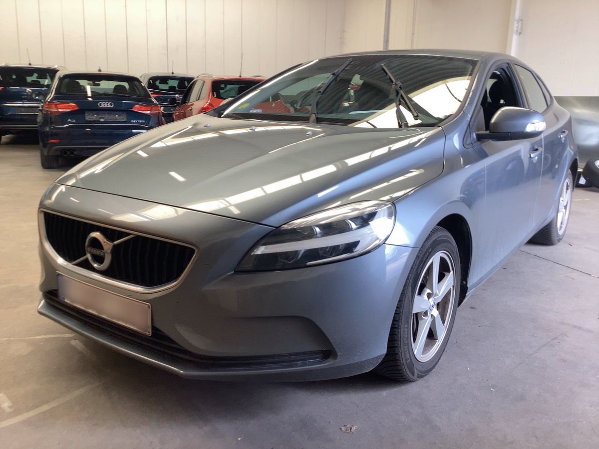 Volvo V40 2017