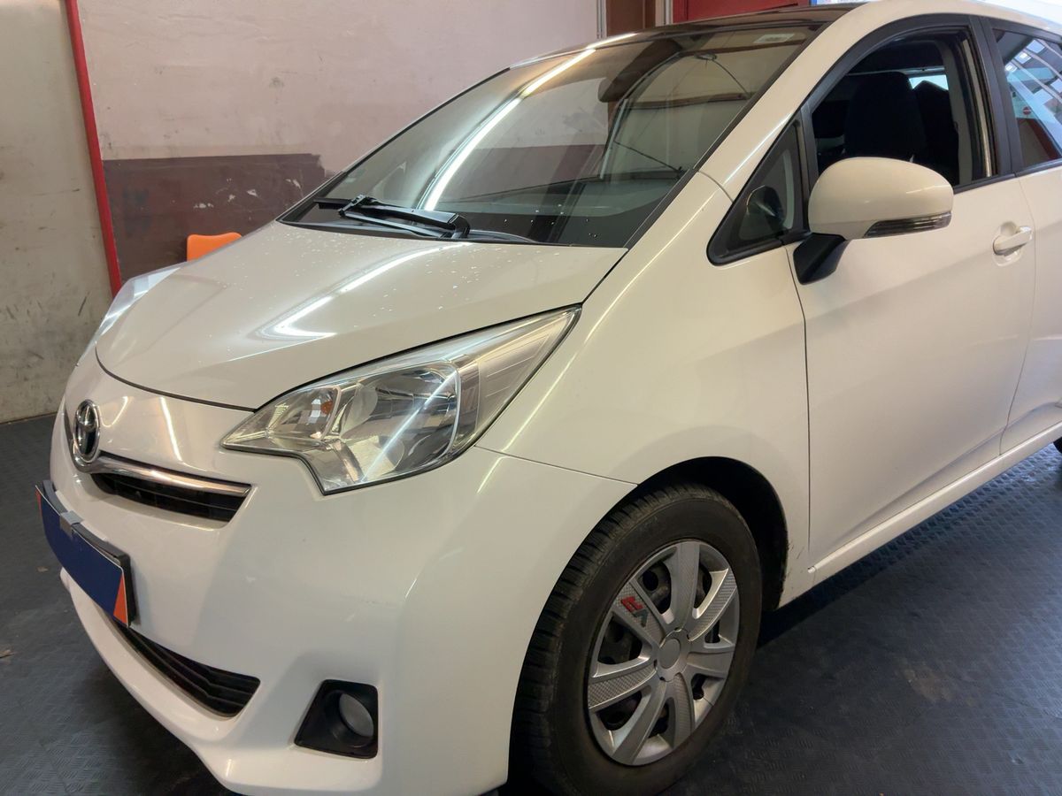 Toyota Verso-S 1.33 Dual VVT-i Club