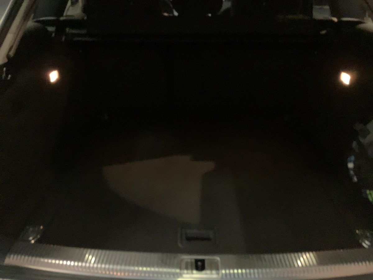 Audi A4 2015 — photo 16