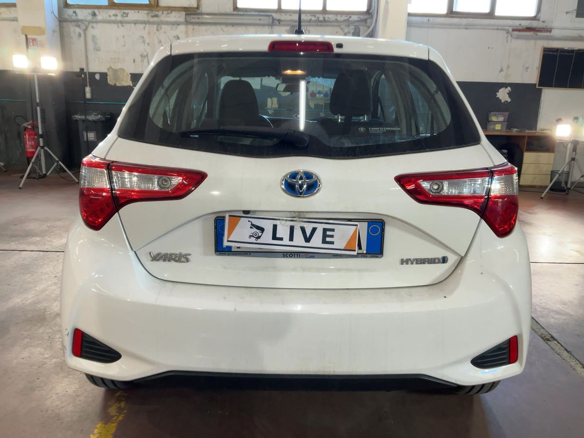 Toyota Yaris 1.5 Hybrid Active - Immagine 3