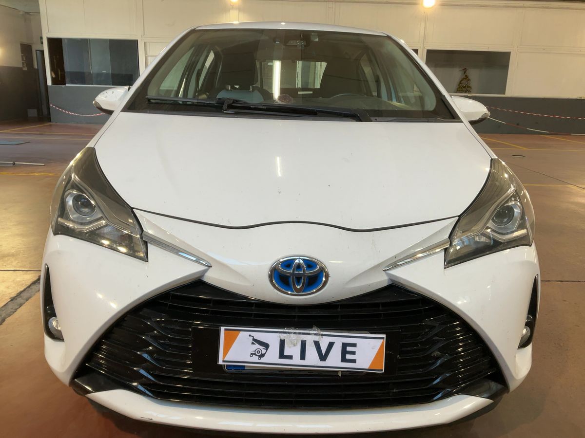 Toyota Yaris 1.5 Hybrid Active - Immagine 6