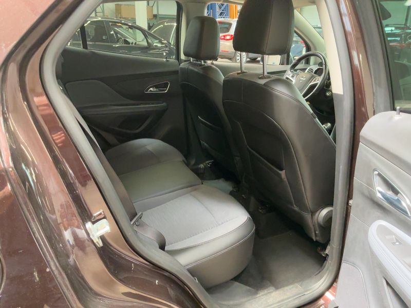 Opel Mokka 1.7 CDTI Innovation ecoFlex — zdjęcie 14