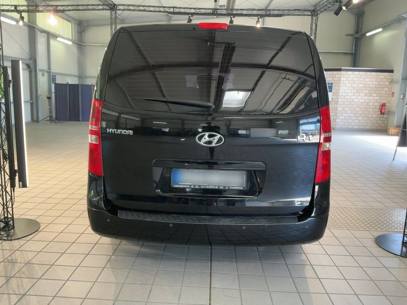 Hyundai H1 2.5 CRDi Travel Comfort — zdjęcie 5