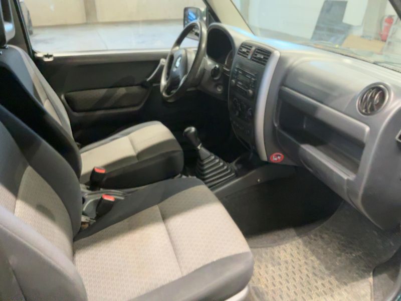 Suzuki Jimny 1.3 Ranger — zdjęcie 11