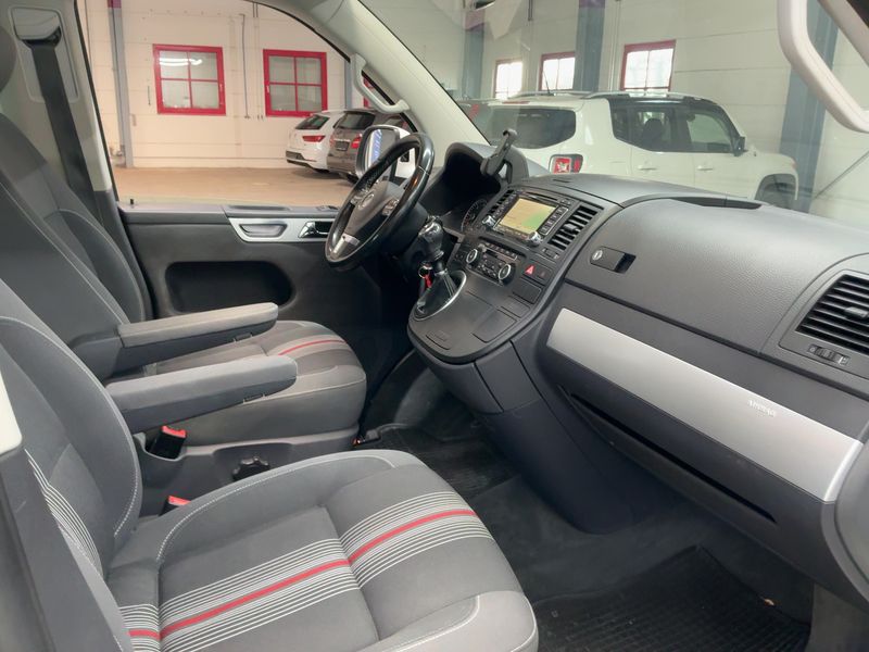 Volkswagen T5 Multivan 2.0 TDI Edition 25 — zdjęcie 11