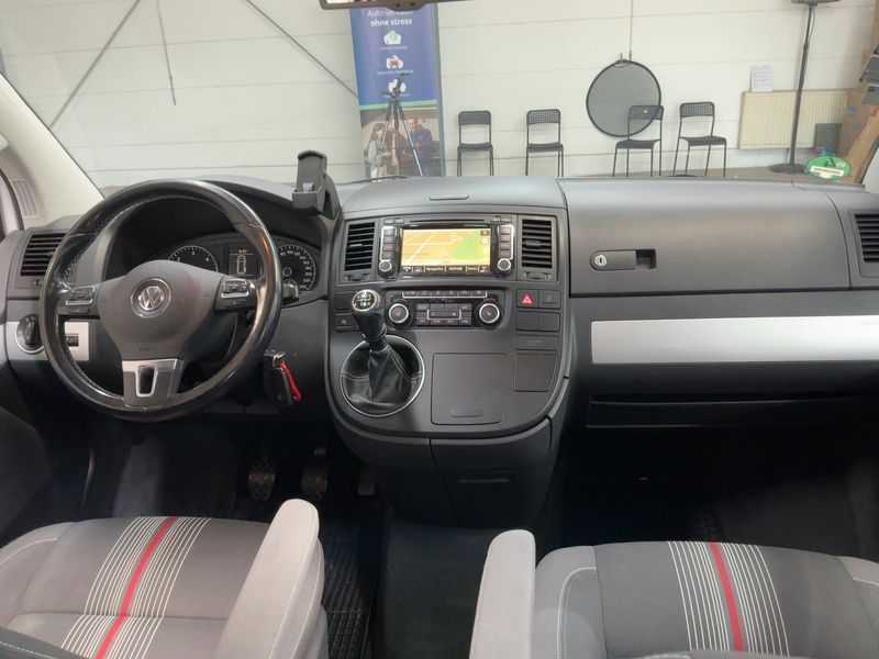 Volkswagen T5 Multivan 2.0 TDI Edition 25 — zdjęcie 12