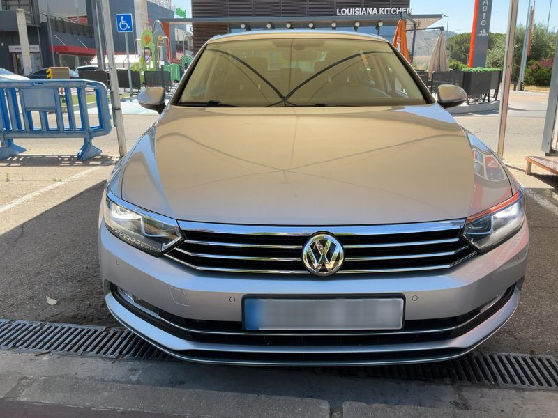 Volkswagen Passat 2.0 TDI Advance BlueMotion Tech 2018 – снимка 14