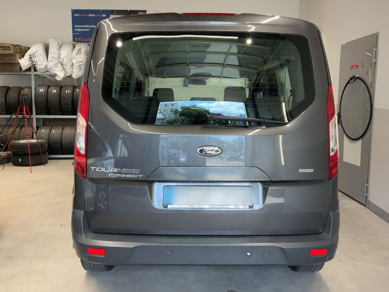 Ford Tourneo Connect 1.0 EcoBoost Trend — zdjęcie 5